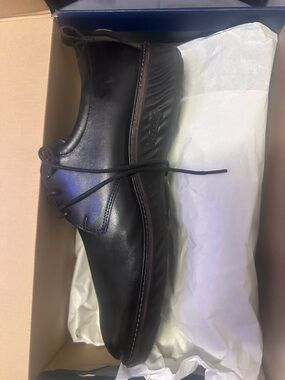 Ecco Black Leather Lace-Up Derby Shoes